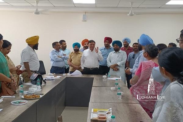 Panjab University Chandigarh delegation pays special visit to Government College, Halqa East