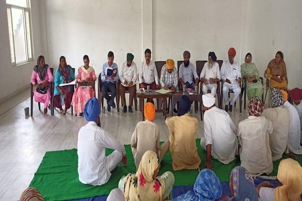 Various Gram Panchayats headed by Additional Deputy Commissioner Amit Panchal begin Gram Sabha sessions