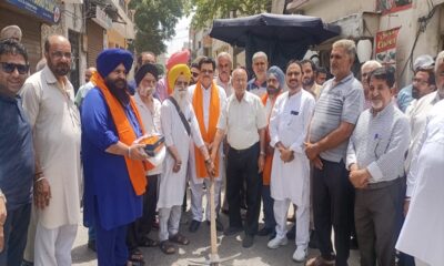 Inauguration of road construction works in Ward No. 89