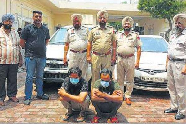 Two members of a gang of thieves were arrested along with cars worth millions of rupees