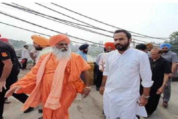 Environment Minister Meet Hayer and Sant Seechewal visit Budha river, review