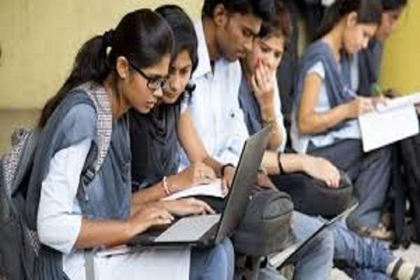 Registration process in government colleges is fast, most applications in B.Com stream