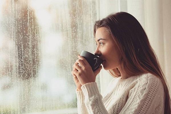 Here are 5 benefits of drinking clove tea during the monsoon season.