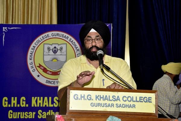 MLA Hakam Singh Thakedar calls on youth to wage war against drugs