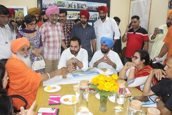 Cleaning of Budha river is top priority of Punjab government - Gurmeet Singh Meet Hair