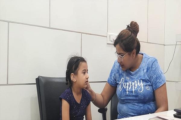 A digital hearing machine was provided free of charge to a 5-year-old girl