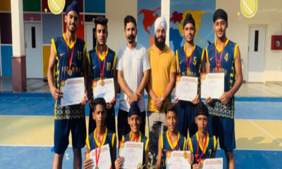 The basketball team of DGSG School won the gold medal