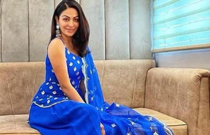 Neeru Bajwa, who is fond of expensive cars, charges a hefty fee for the film