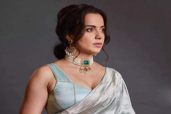 Kangana Ranaut will file a case at Filmfare on being nominated for a Bollywood award!