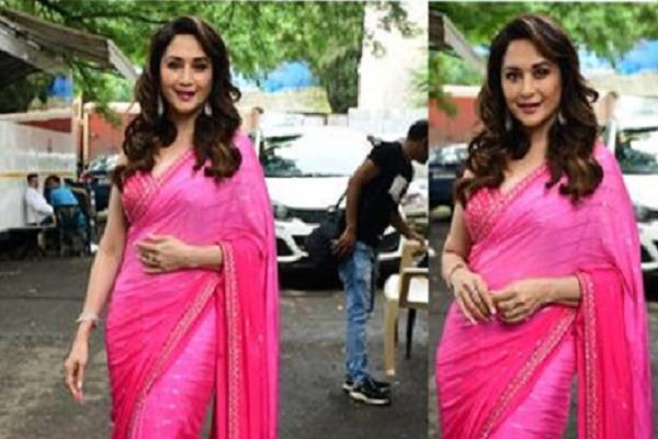 Madhuri Dixit's pictures came out, looking very beautiful in a pink saree