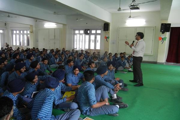 Career Cowsling Seminar conducted at Guru Nanak International School