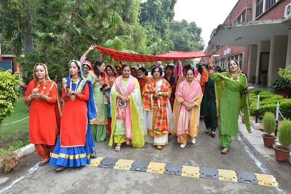 'Daughter's Fair' celebrated at Government College for Girls