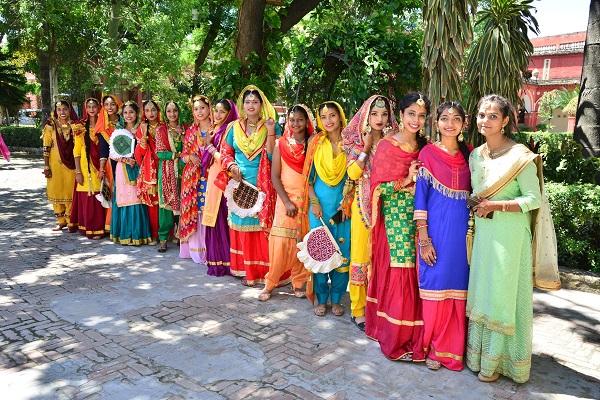 At Khalsa College for Women, the 'Raunak Dhiyan Di' fair was a memorable one