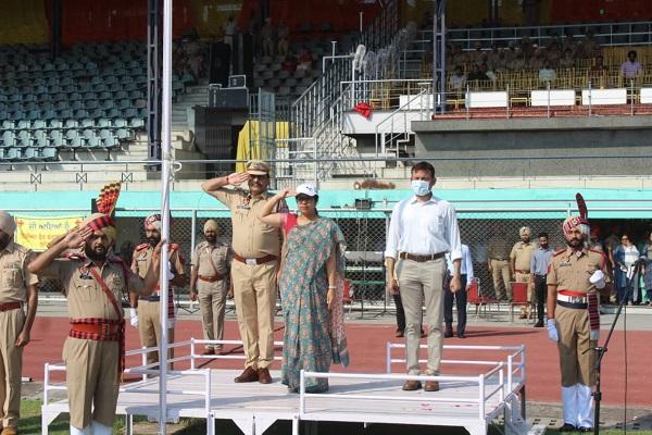 Inspection of the full dress rehearsal of the 76th state level Independence Day event by the Deputy Commissioner