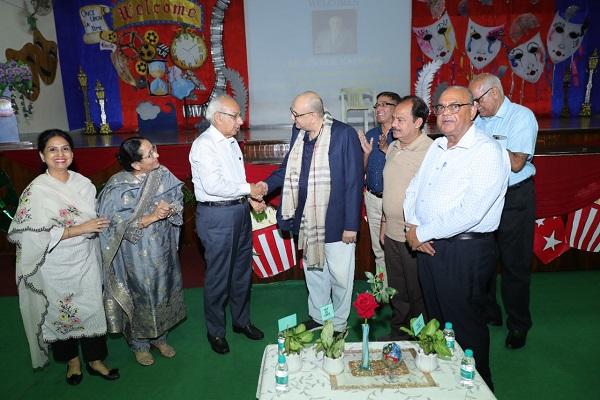 Famous film personality Vivek Vaswani met the students at BCM Arya School