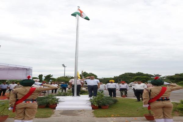 76th Independence Day celebrated at PAU, Registrar Dr. Shammi Kapur as chief guest