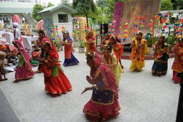 Teej festival was celebrated in Guru Nanak International Public School