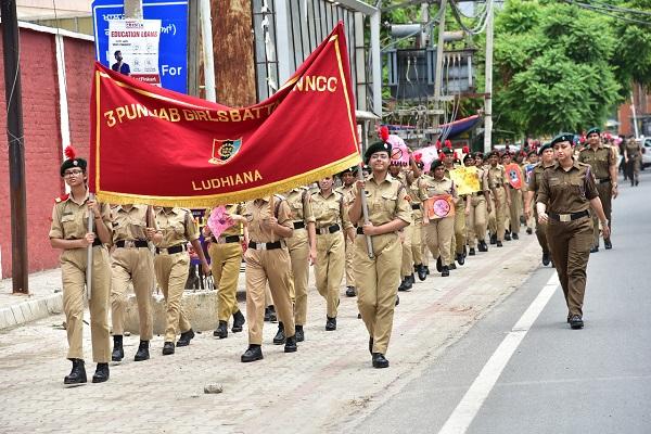 During the NCC camp in Khalsa College, the cadets took out a 'Drug Free Punjab' rally