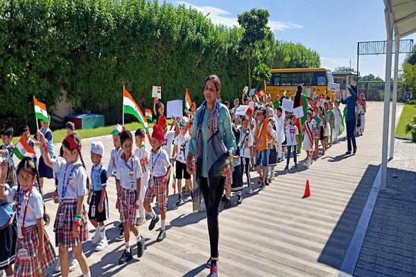 Amrit Mahautsav Rally of Azadi by BCM Arya School