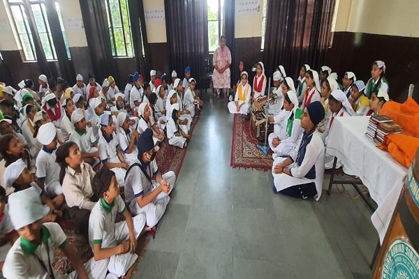 Foundation Day of Sri Guru Granth Sahib was celebrated at Guru Gobind Singh Public School