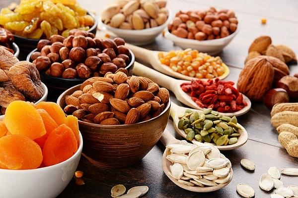 Nuts and seeds will keep away from joint pain to heart disease