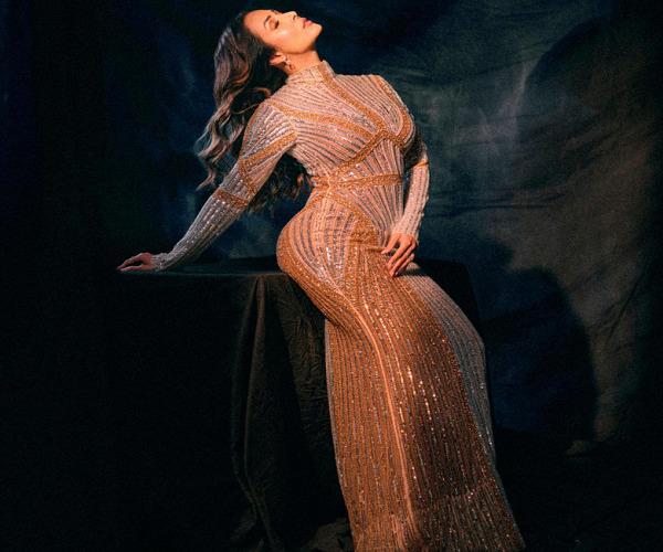 Malaika Arora's killer look in a tight shimmery gown, see people's senses blown away