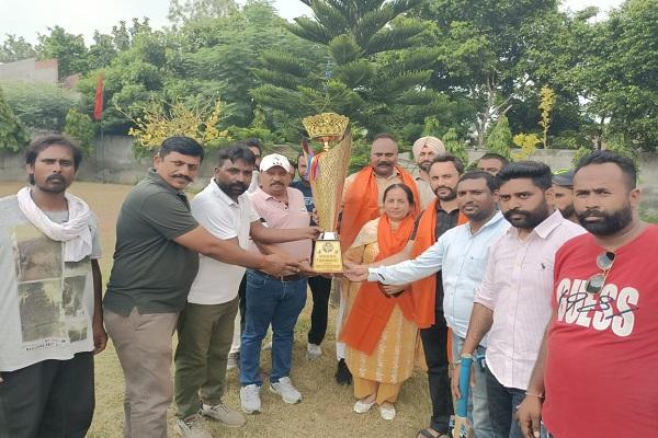 A cricket tournament was organized in Halka West, prizes were also distributed to the winning teams