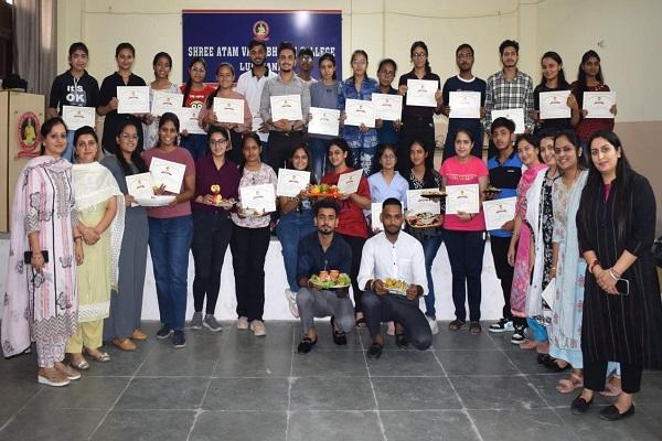 Salad making competition conducted at Atam Vallabh Jain College