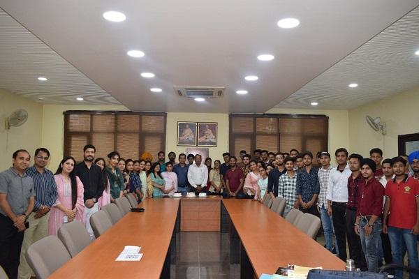 Teacher's Day celebrated at Sri Atam Vallabh Jain College