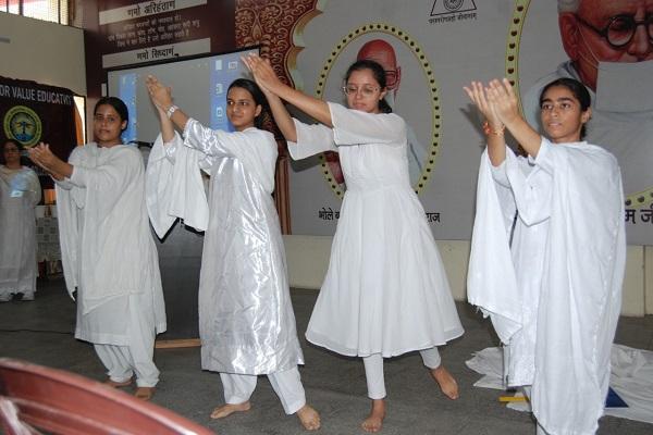 Seminar on stress management conducted at Devaki Devi Jain College