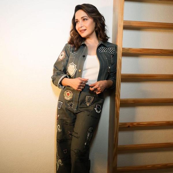 Madhuri Dixit bought a beautiful bungalow in a posh area of Mumbai, the price is in crores