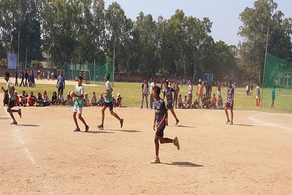 The District Sports Officer encouraged the winning players of various sports