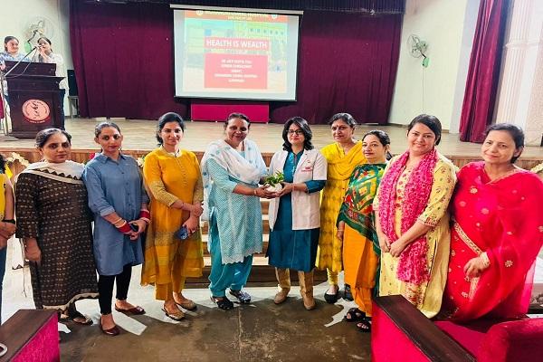 Breast cancer awareness lecture conducted at Government College Girls
