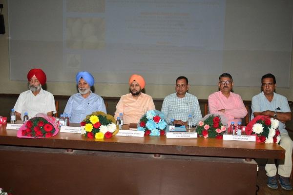 Punjab organized a seminar on 'Adoption of Micro Irrigation for Potato Farming'