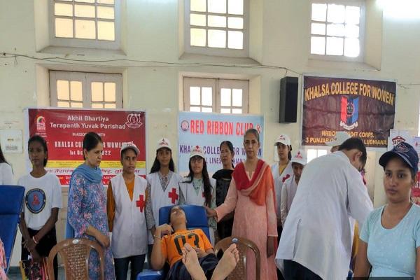 Blood donation camp organized at Khalsa College for Women