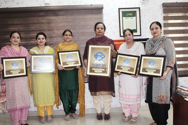 Principal and teachers of Nankana Sahib Public School were honored