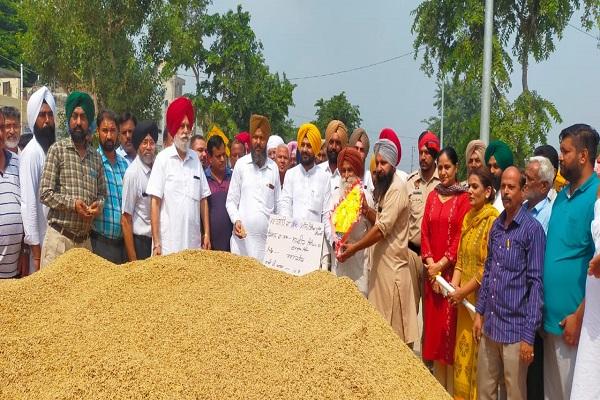 Farmers will not be allowed to face any kind of hardship in the markets - Tarunpreet Singh Saund