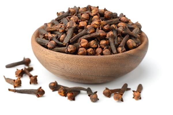 Clove, the treasure of health, also removes the problems of life, know the miraculous remedy