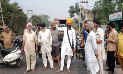 Due to non-availability of DAP fertilizer, farmers blocked Khanna-Samrala road