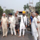 Due to non-availability of DAP fertilizer, farmers blocked Khanna-Samrala road