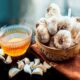 If you are suffering from cold for a long time, then eat garlic with honey, there will be miraculous benefits.