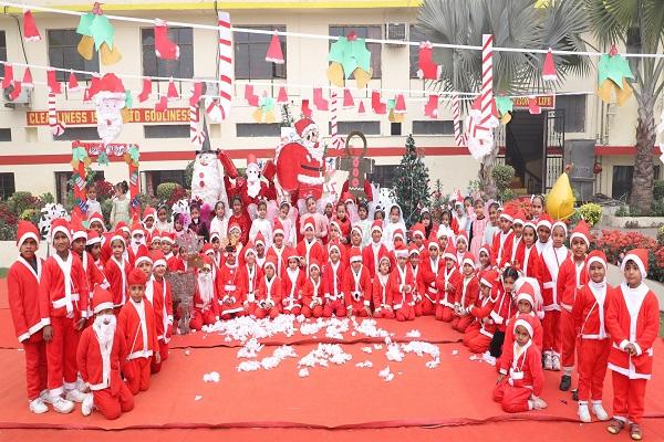 Christmas celebrated with pomp at Springdale School