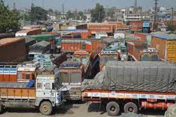 Thousands of truck operators of Punjab will jam 'Shambhu Border' today.