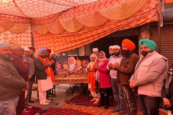 MLA Bhola Grewal paid obeisance at the ceremony dedicated to the martyrdom of Chhote Sahibzades