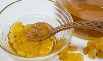 Eating honey and raisins together will remove anemia, know more benefits of eating the mixture