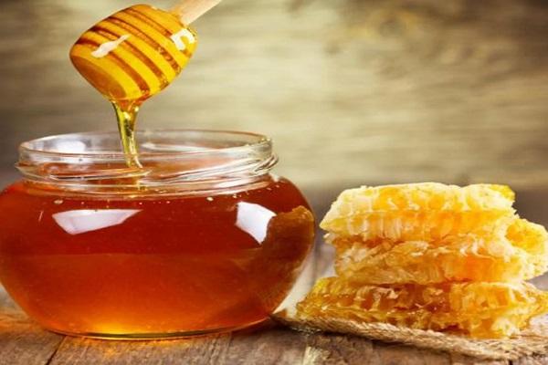 Eating honey mixed with these things can be fatal, be careful