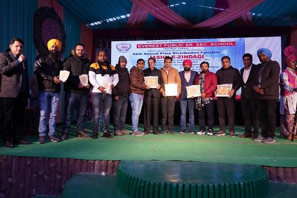 '52nd Annual Prize Distribution Ceremony-2022' held at Everest Public School