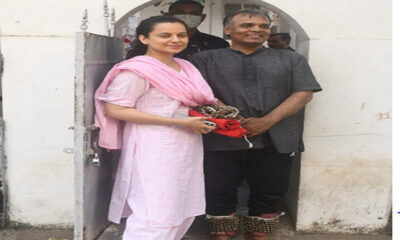 Kangana spotted outside the dance class, looked something like 'Dhaak Girl' in a simple look.