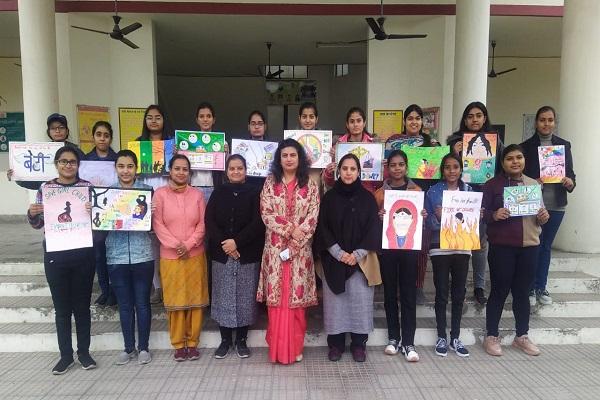 Poster making competition organized on social problems at Arya College