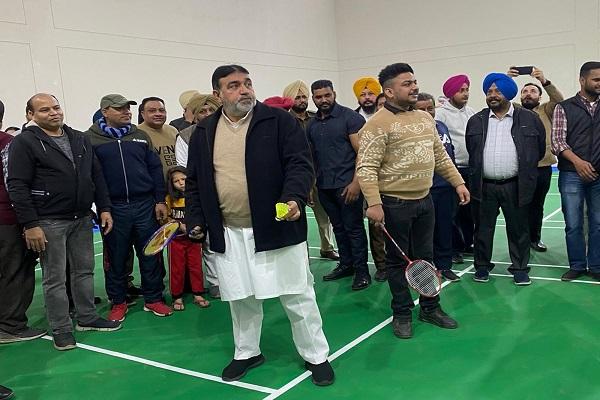 MLA Ashok Parashar Pappi inaugurated the badminton hall in Mini Rose Garden